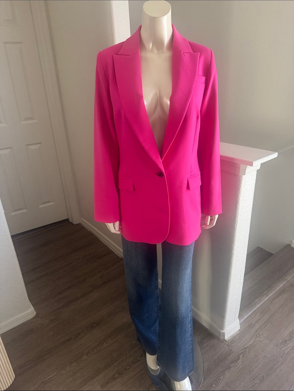 Women's Hot Pink Single-Button Notch Lapel Blazer